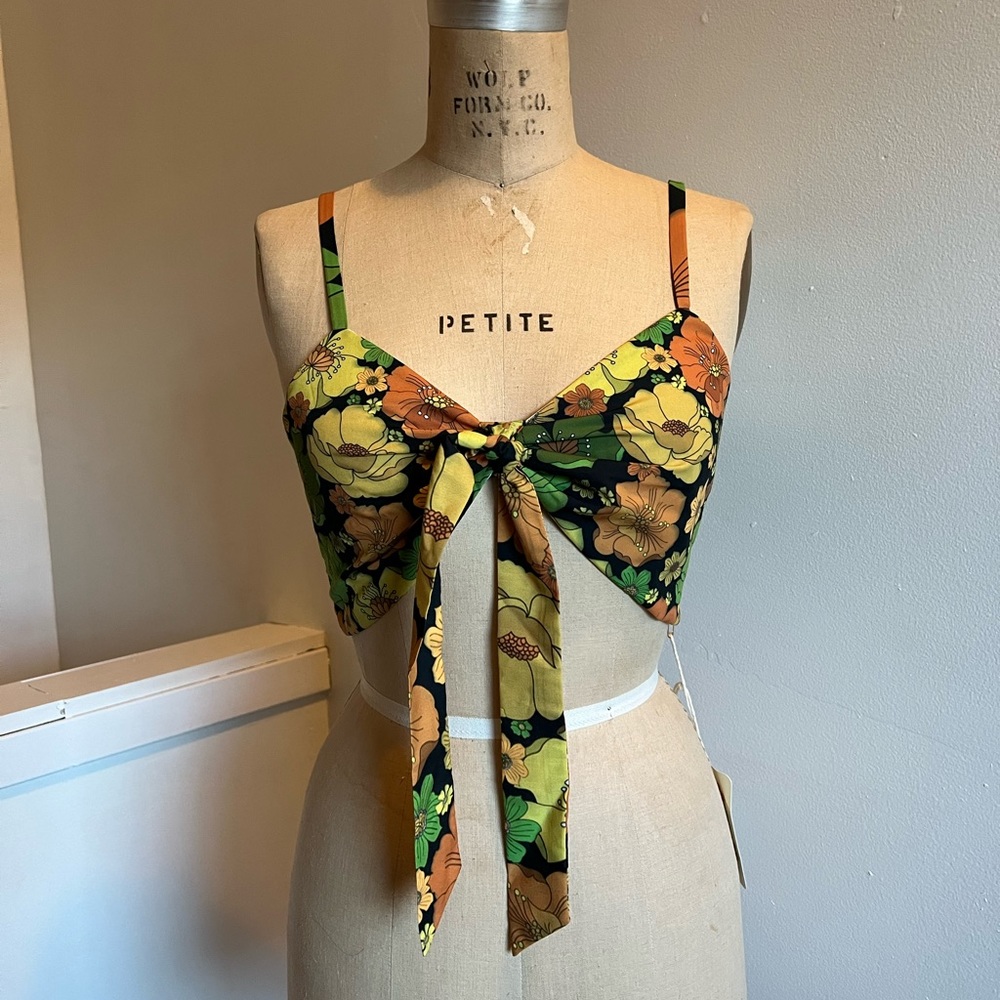 NWT Yesterday People Floral Crop Top